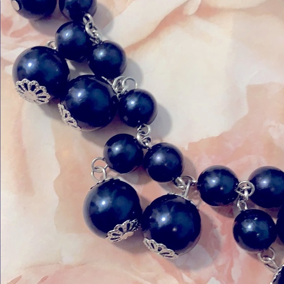 Silvertone long necklace and earring set 5 for $20 - Picture 2 of 5